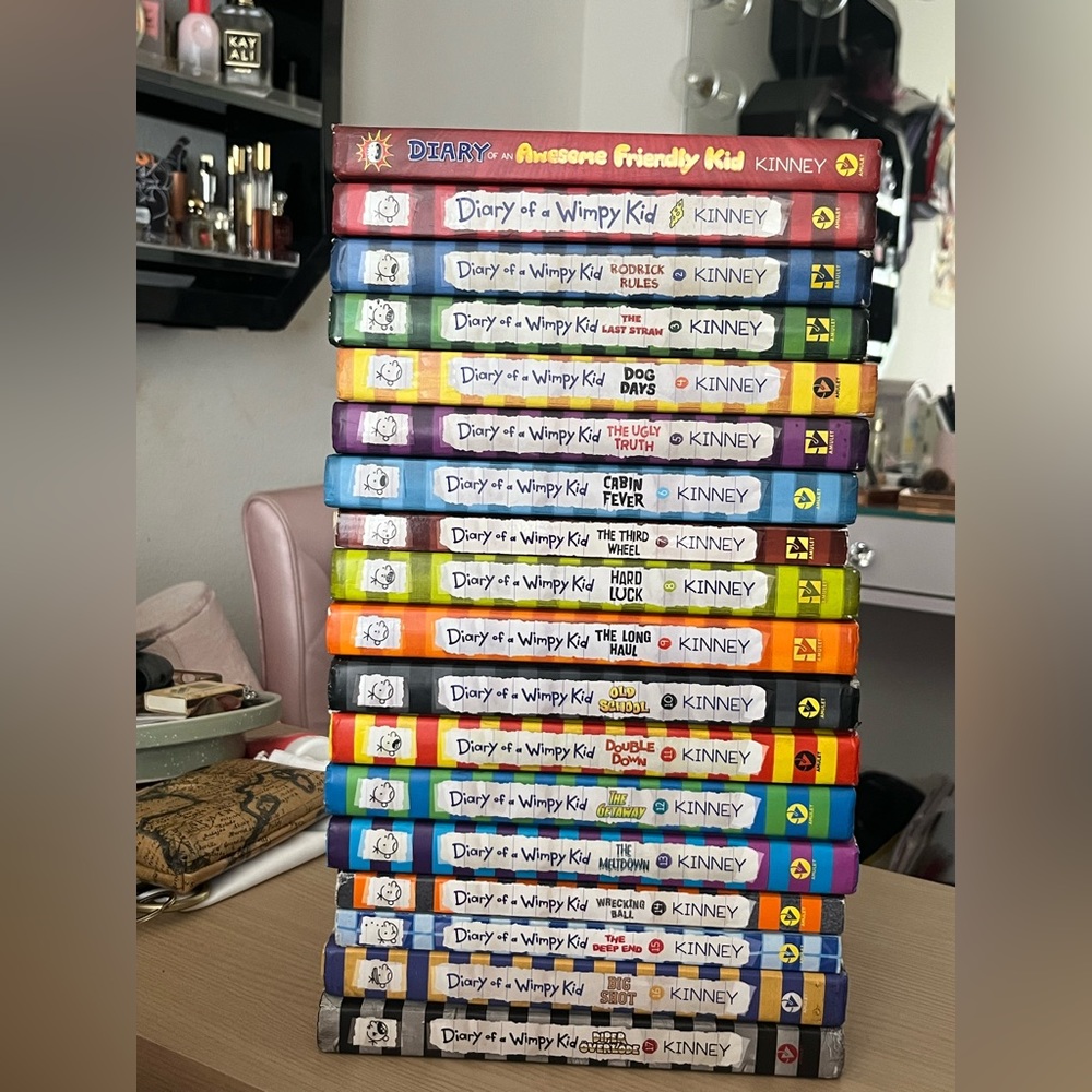 Diary of the Wimpy Kid whole collection book 1-17